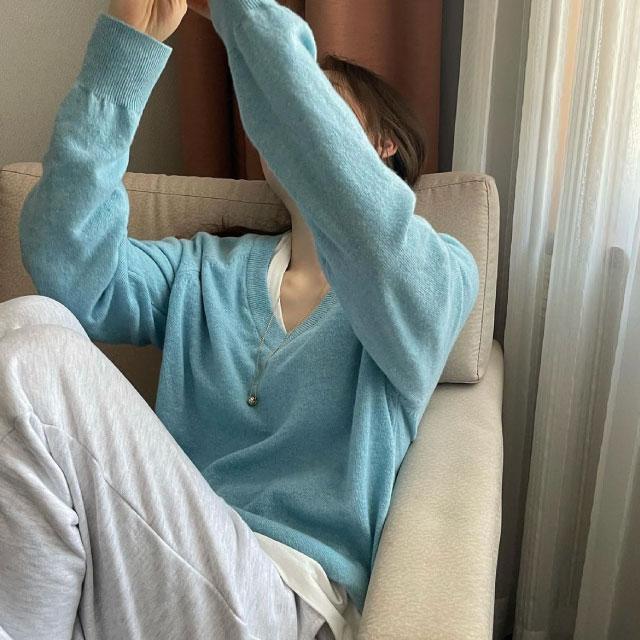 [그레이,핑크,블랙 당일발송] 델핀 브이 루즈 니트 ( 5color )