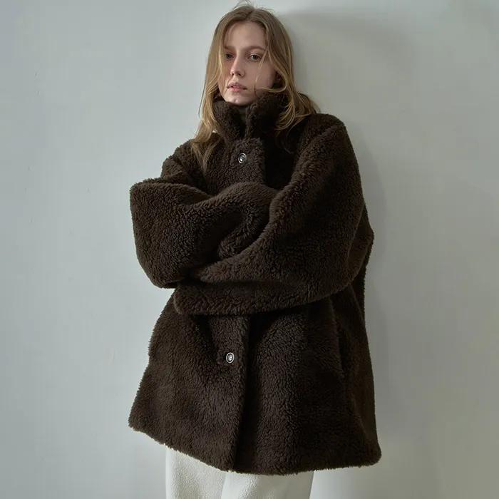 [일부옵션 8차 2/4예약배송] 램스울 퍼 하프 코트_brown