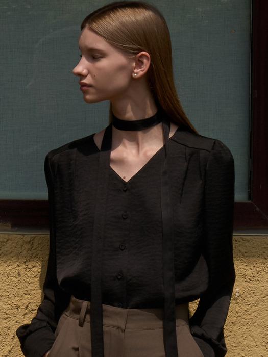 실키 타이 블라우스 블랙 J1821