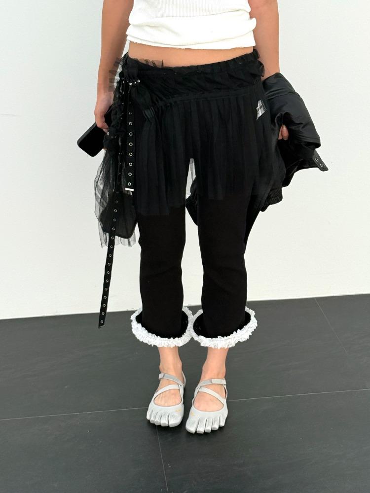 Frill Lace Capri Pants (프릴 레이스 카프리 팬츠)