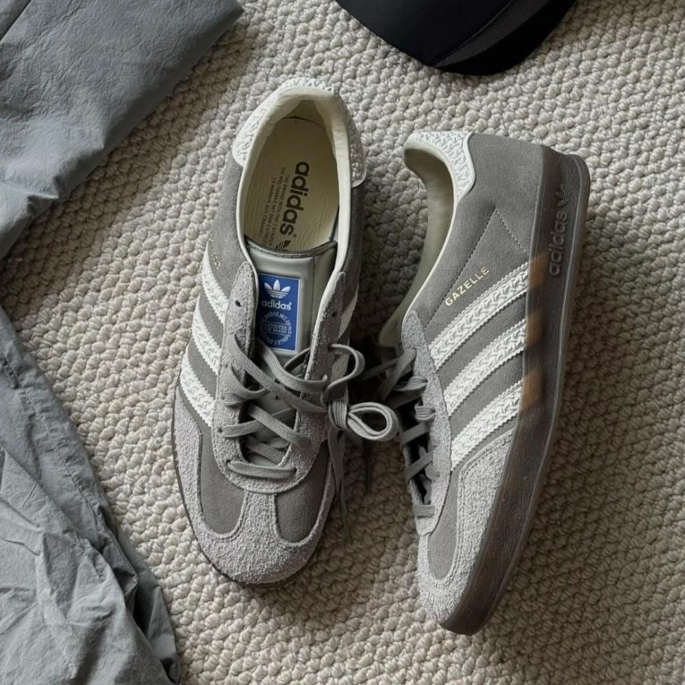 아디다스 가젤 인도어 그레이 울프 IF1807