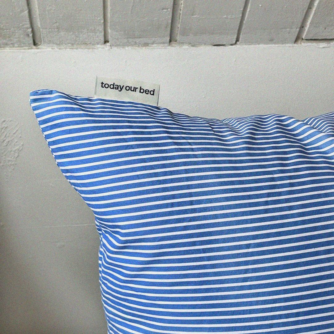 London cotton pillow cover