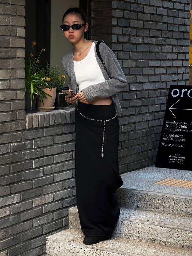 미세키서울 [2/26 12PM] Waist pocket bag midi skirt BLACK