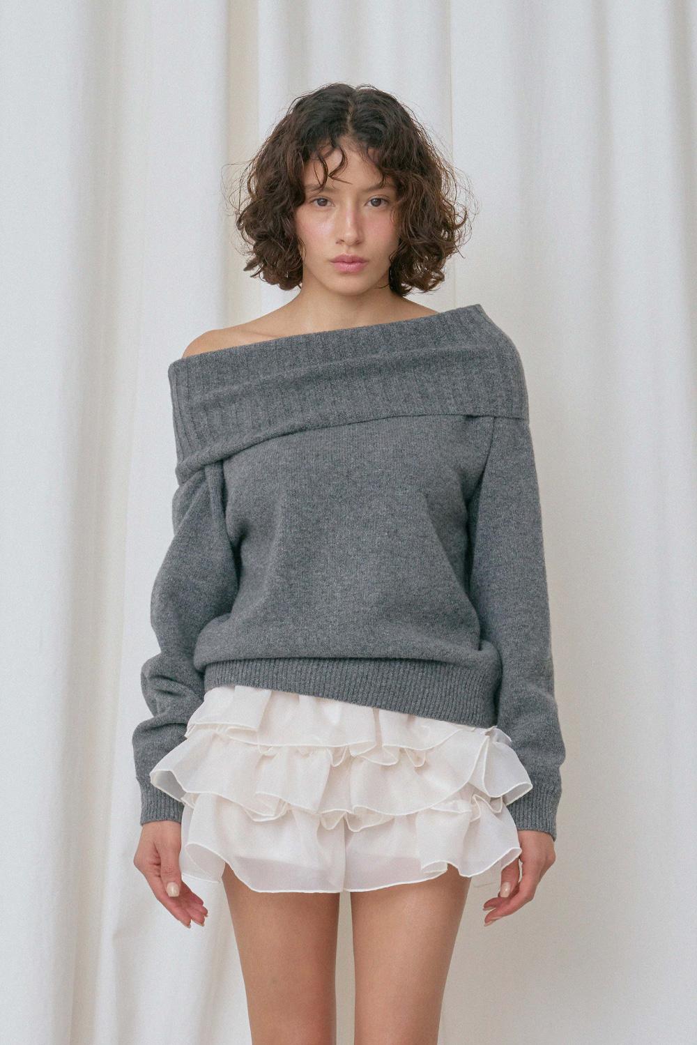 Lissom off-shoulder knit_charcoal