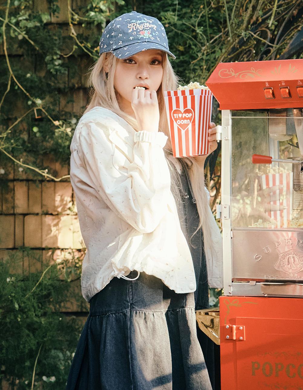 [Thursday Island]_T264MJP239W_[KiiiKiii 착용] 배색 포인트 프린트 후드점퍼