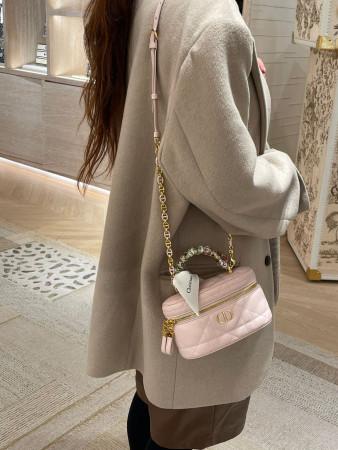 디올 24SS 카로 바니티 까나쥬 미니 크로스백 로즈 S5198UDAX