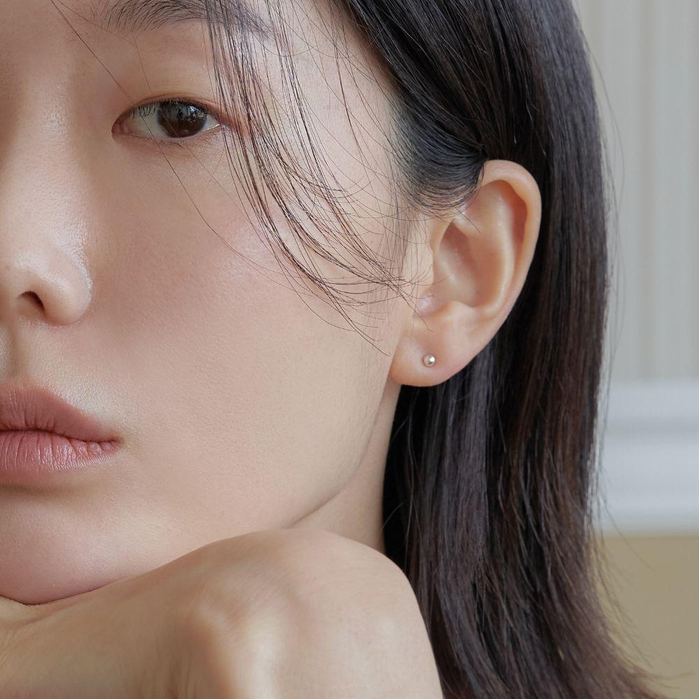 Daily Ball Earring (2 Size)