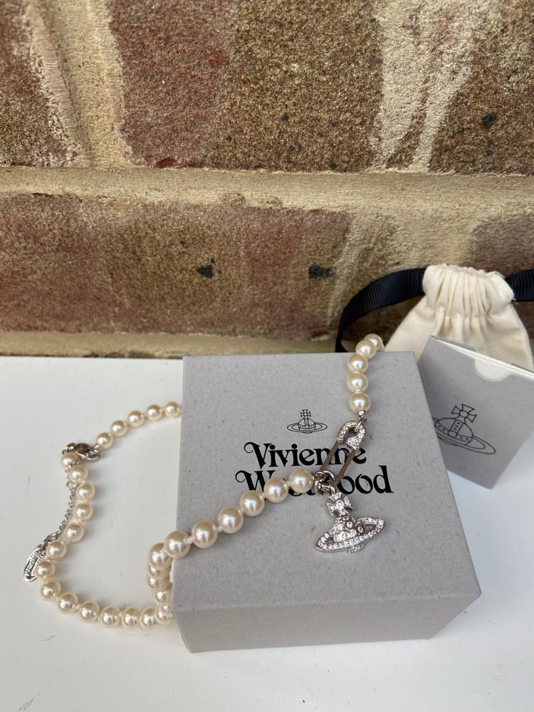 [무료포장+쇼핑백] 비비안웨스트우드 루크리스 진주 목걸이 초커