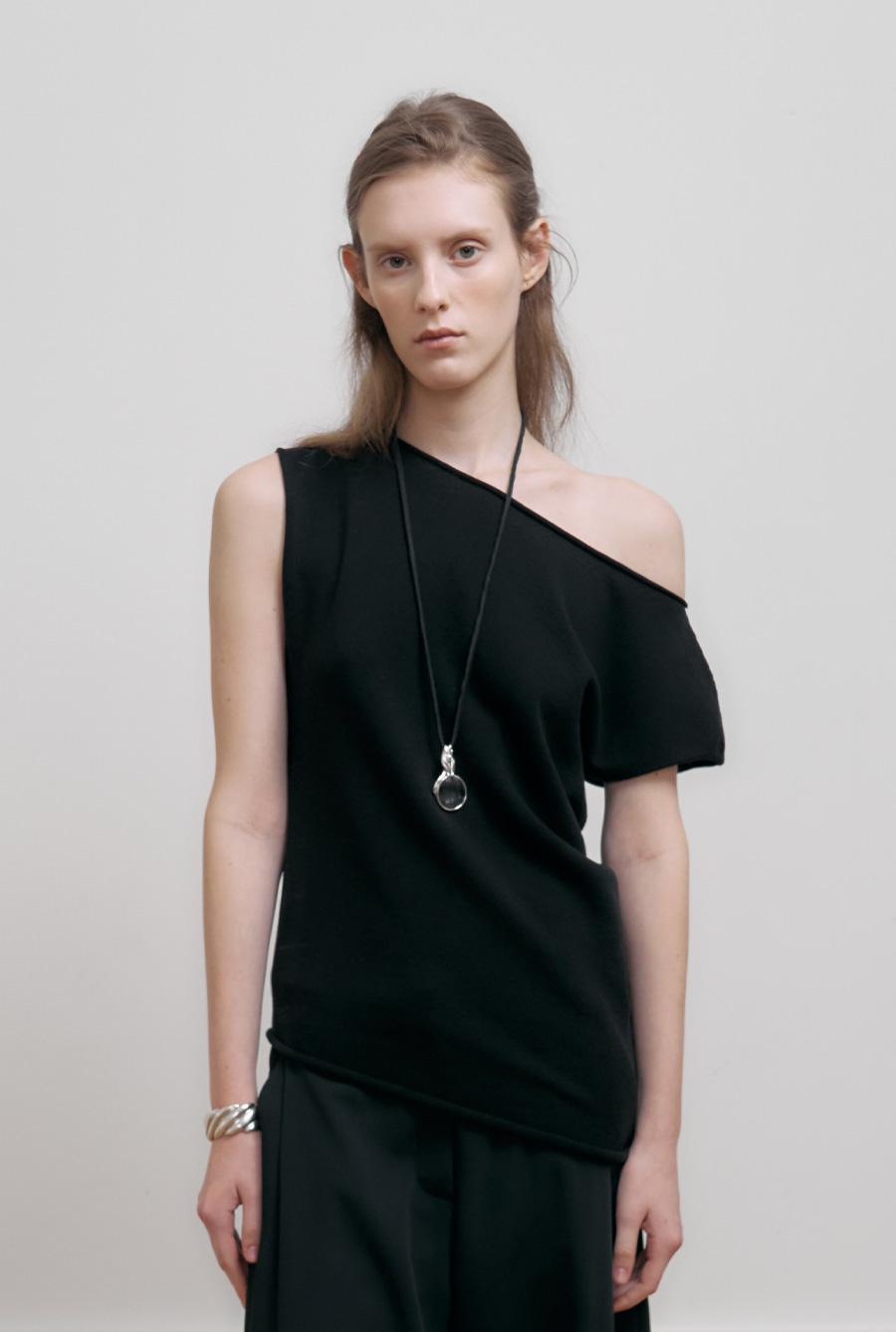 SANTAL KNIT TOP ( BLACK )