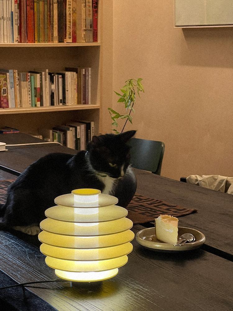 수심 Twist Lamp 트위스트 램프 단스탠드 조명 무드등 감성 미드센추리