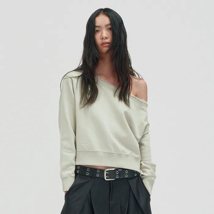 SUNNY ONE SHOULDER CREWNECK [CREAM]