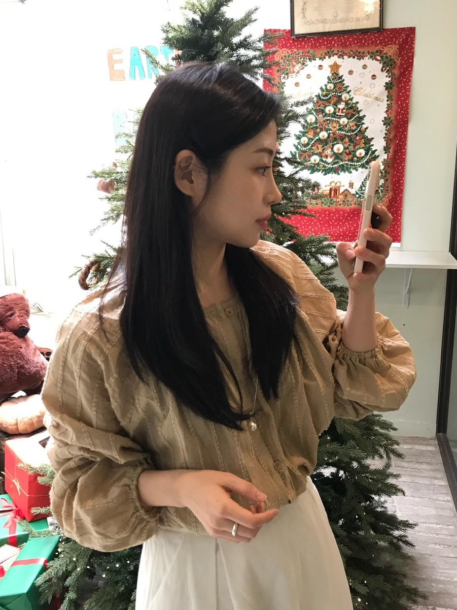 [아오이] round blouse