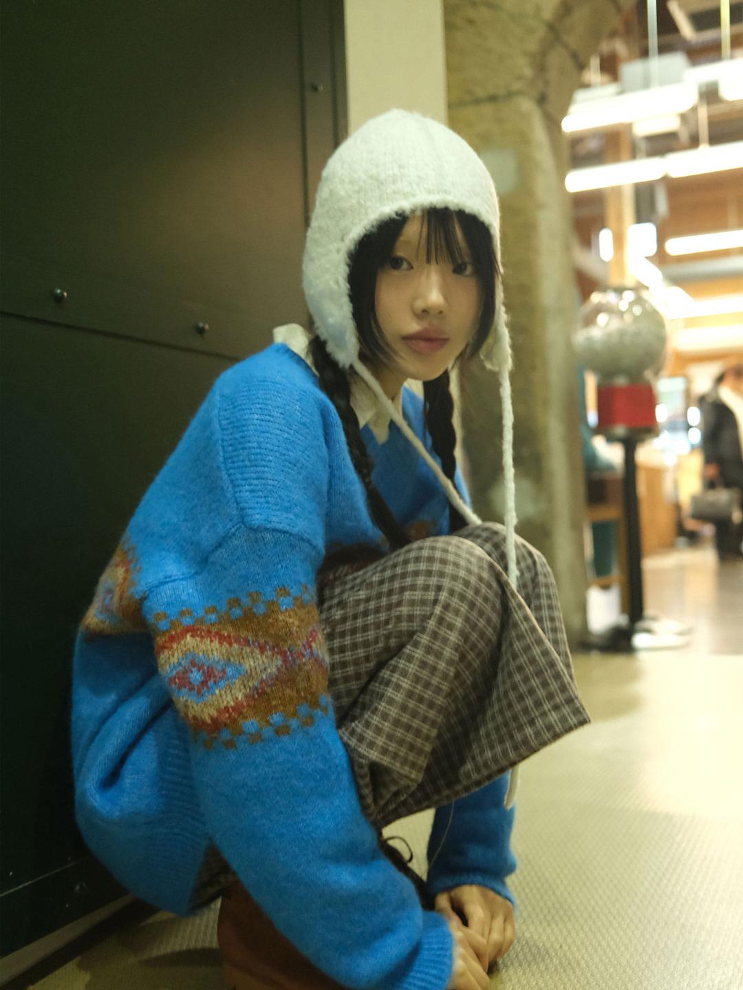 김아홉 v웨스턴 믹스 노르딕 니트