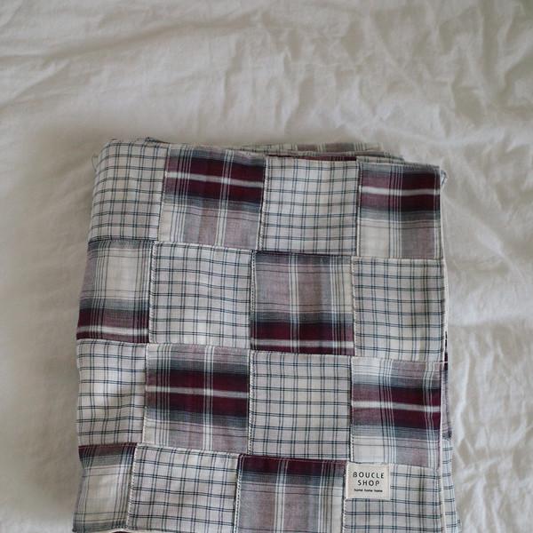 Wine patchwork blanket