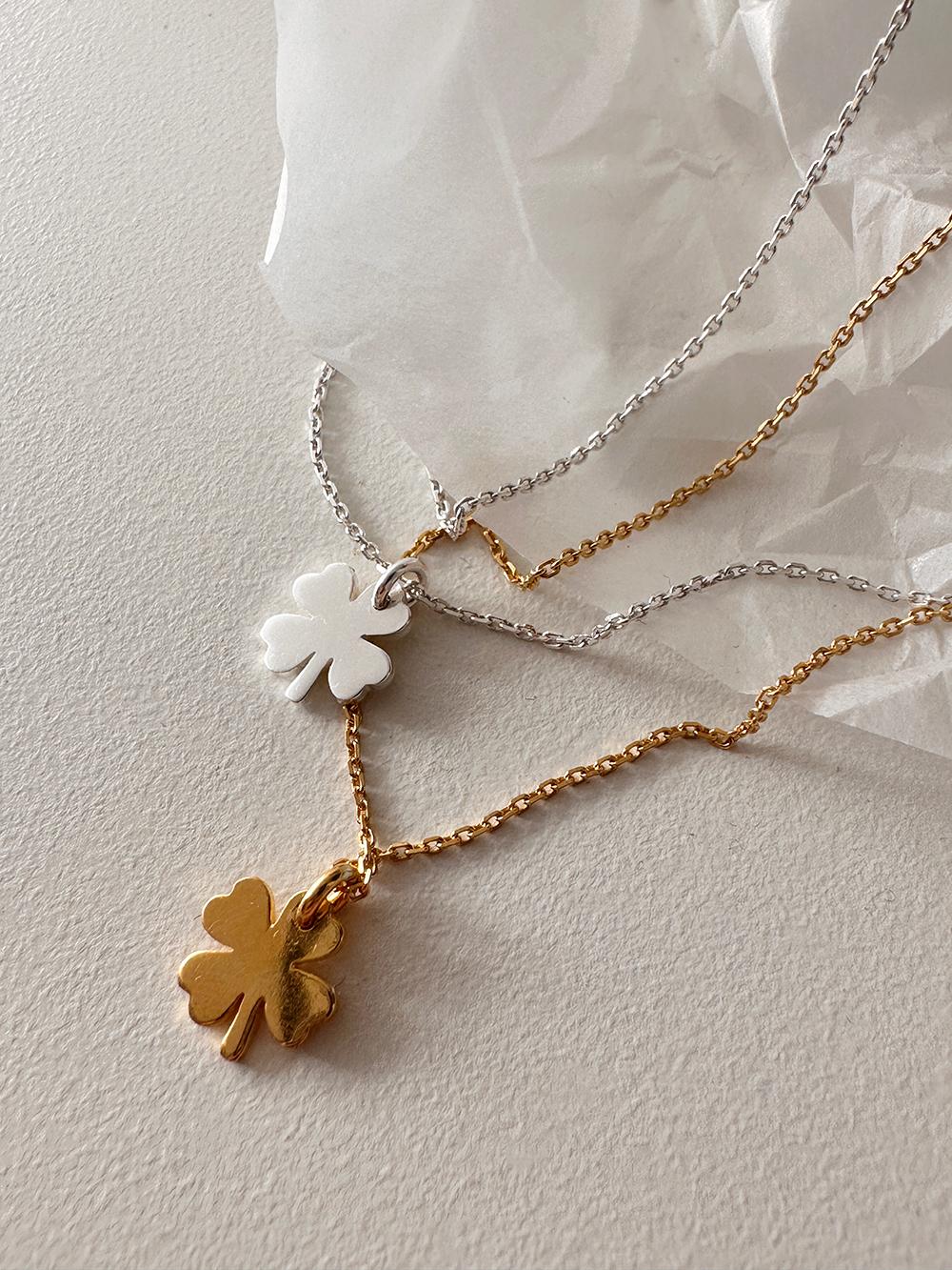 플랫 클로버 목걸이