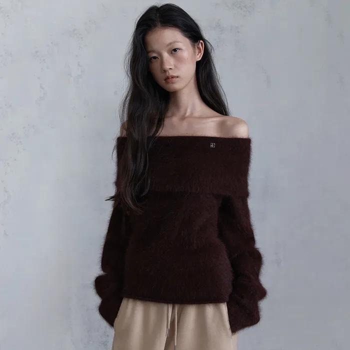 FLEECY ANGORA OFF SHOULDER KNIT (BURGUNDY)