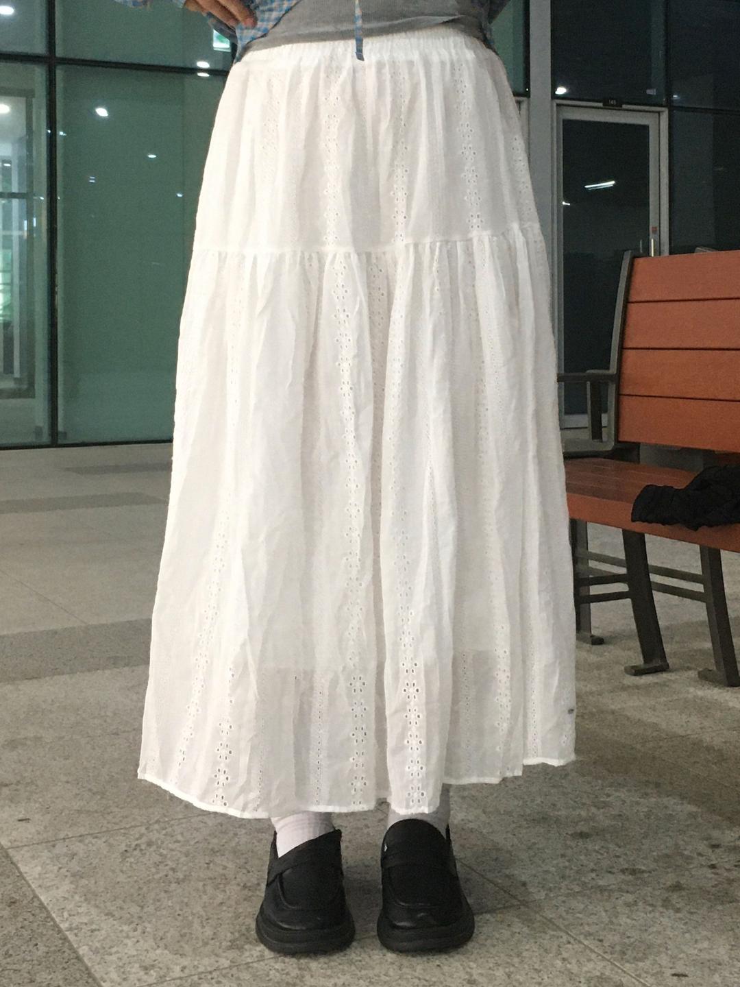 너스 펀칭 롱 스커트 (2 color)