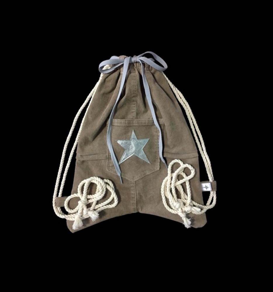 134.  upcycling bag