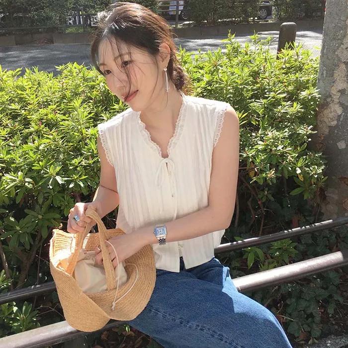 [곰송이gomsongyi X 29Edition] COTTON SLEEVELESS BLOUSE_OFF WHITE