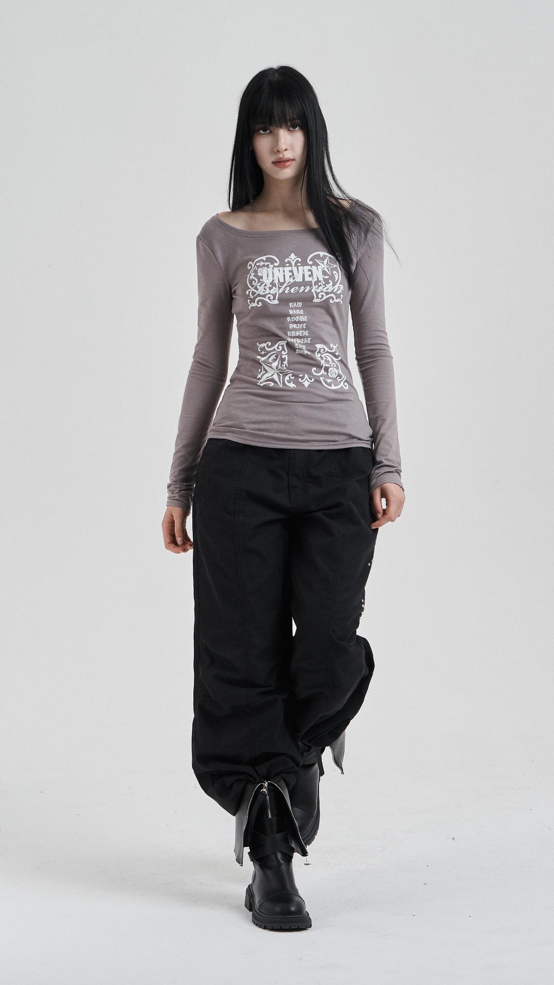 Mud grayBohemian graphiclongsleeve