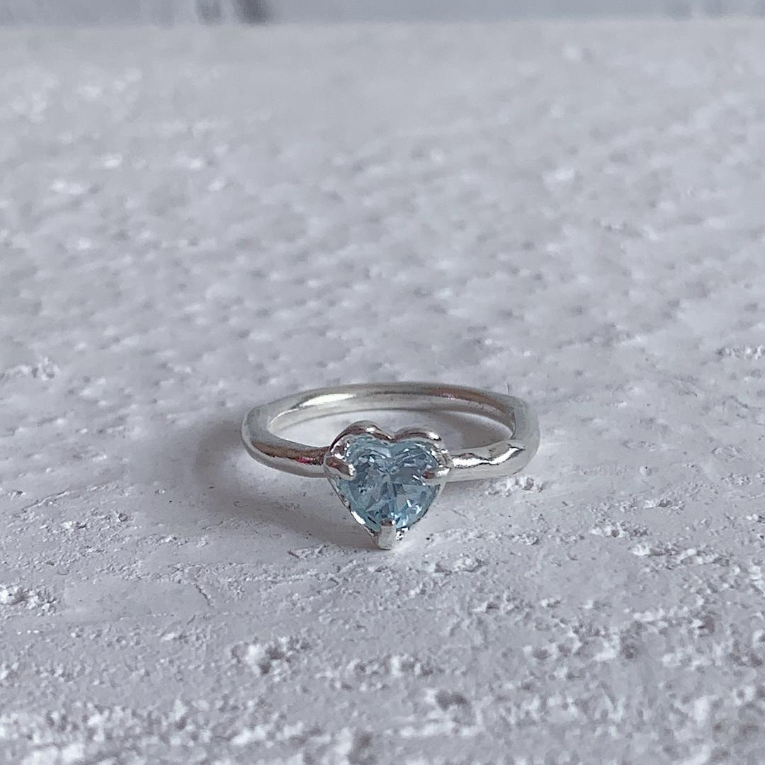 ❛ basic heart ring