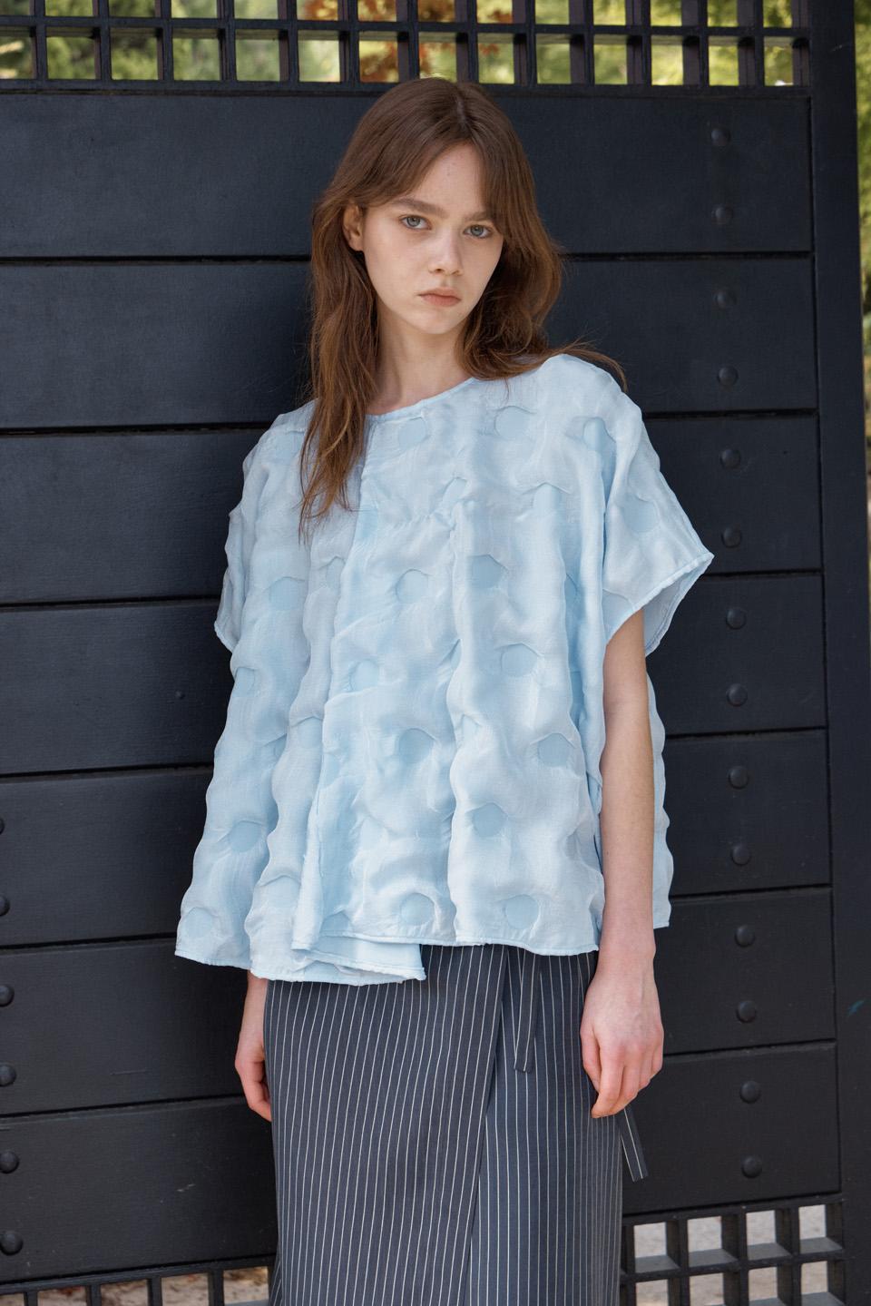 ricco dot cape blouse-SKY BLUE