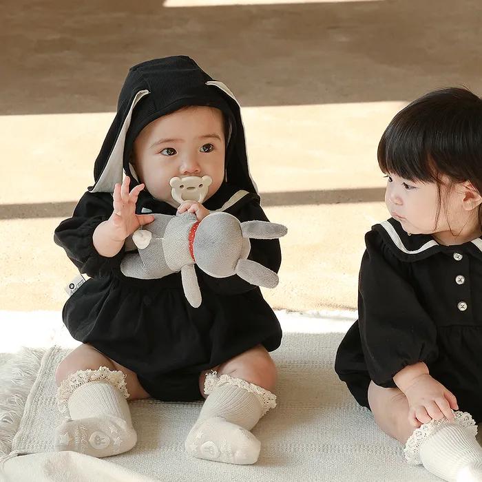 귀여운 일상 속 토끼가 된 하루 -  6color 베이비 토끼 보넷