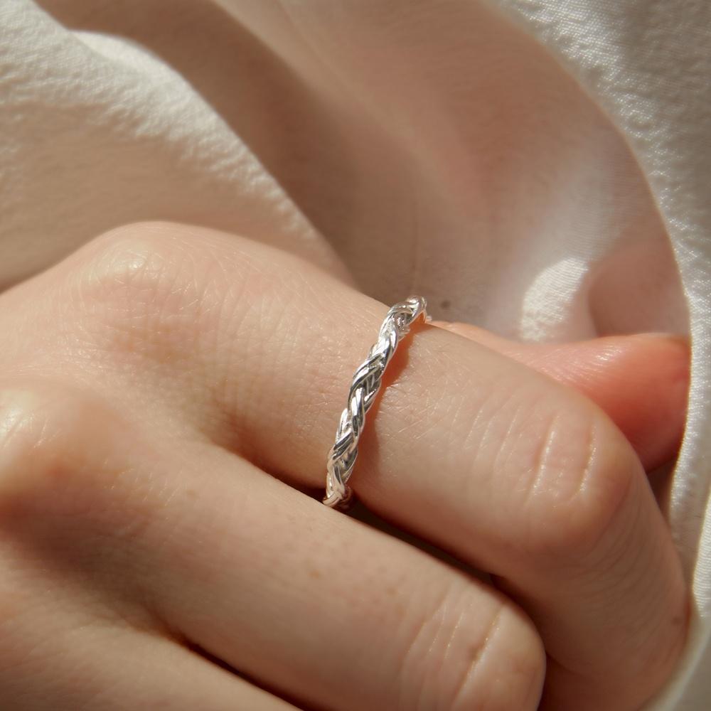 Merry ring