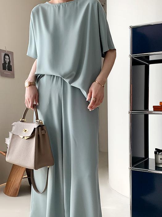 시원한 라운드 블라우스