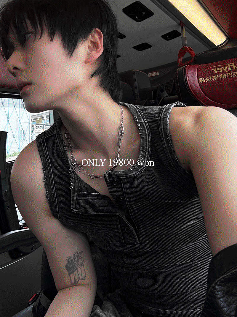 [4월19일입고 프리오더로 50%이벤트 단독구매만가능, ] 피그먼트 헨리넥 데미지 디테일 머슬핏 나시