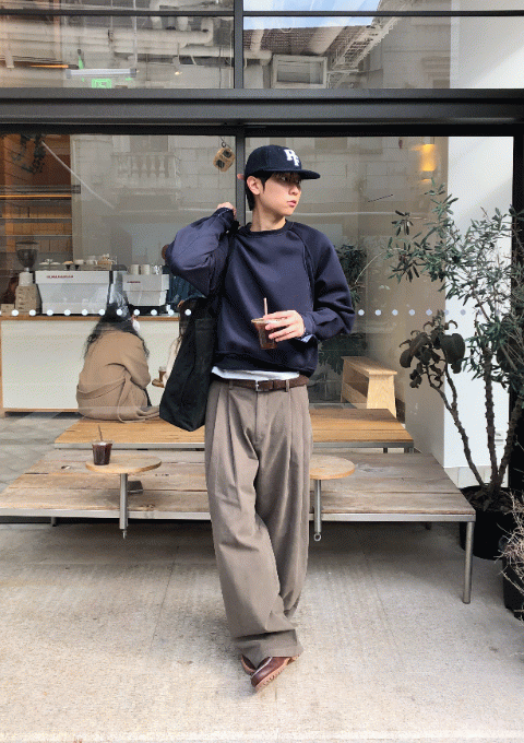 체크 포켓 크롭 맨투맨