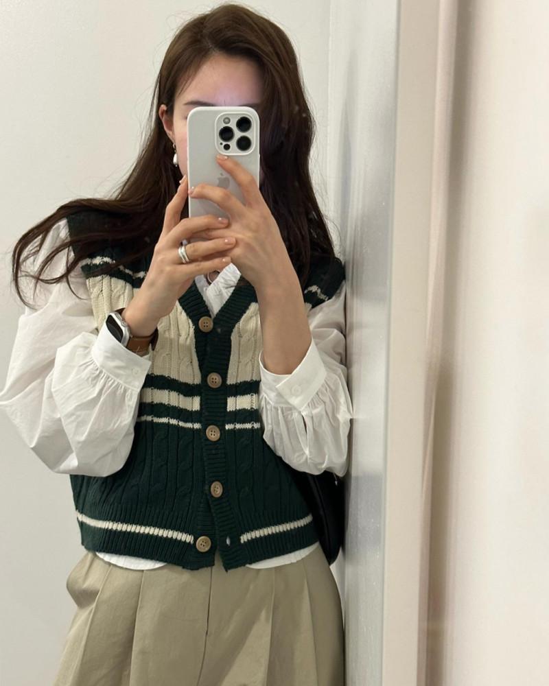 아단 여성 봄 꽈배기 레이어드 브이넥 배색 스트라이프 크롭 니트조끼