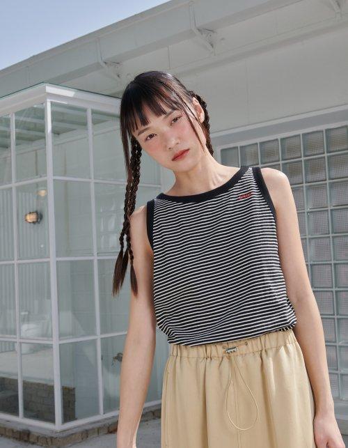 STRIPE SLEEVELESS TOP - BLACK