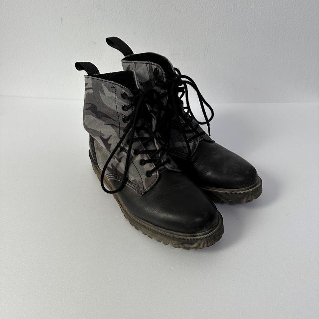 닥터마틴 와일더 8홀 카모플라쥬 워커 부츠 eur42 265-270
