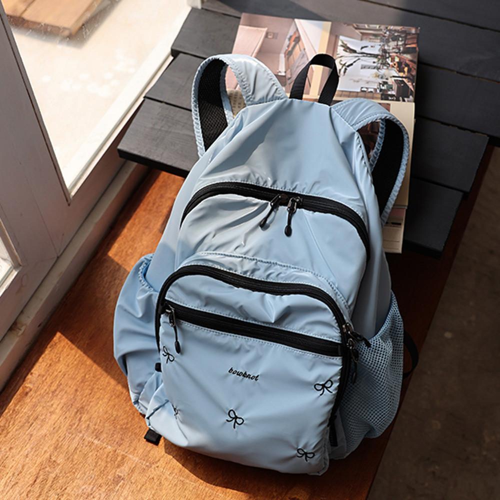 텀블러백팩 가벼운 여행가방 글로시 발레코어 데일리백팩