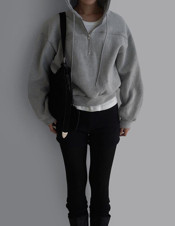 [by LAROOM] 양기모후드맨투맨