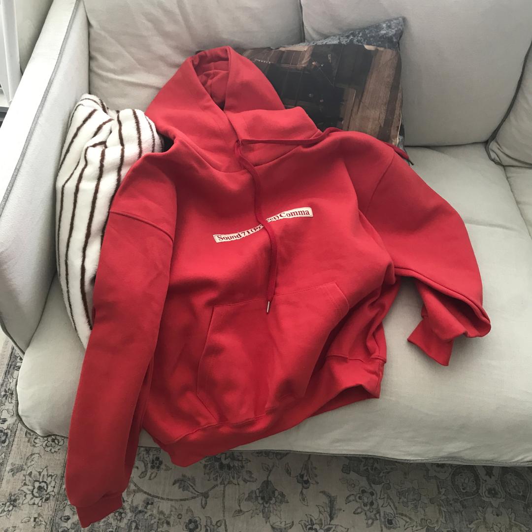 더니브 Comfy over hoodie