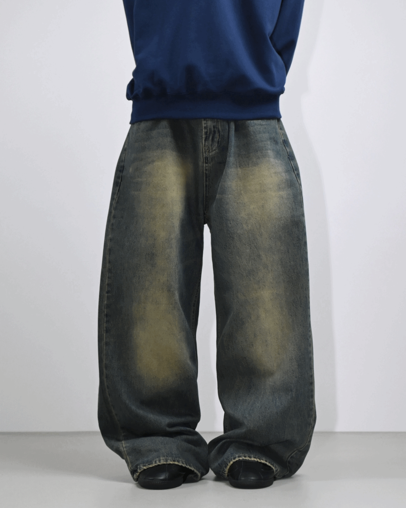 brush washing straight denim pants