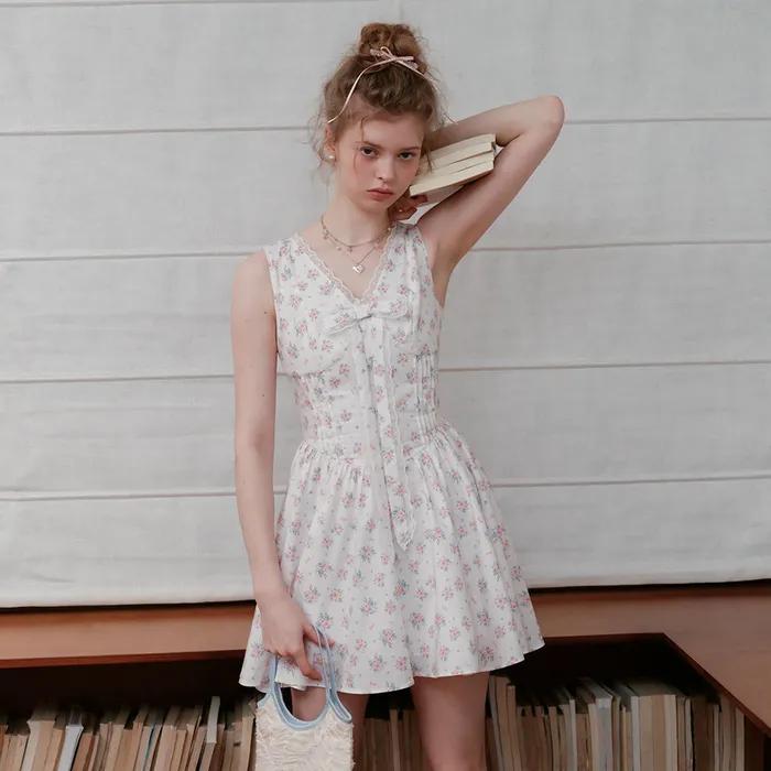 Cest_Floral v-neck sleeveless dress
