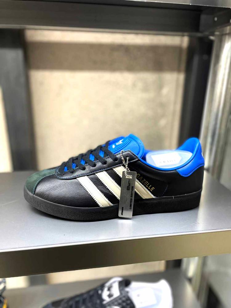 아디다스 x 아트모스 가젤 85 블루버드 블랙 화이트 IG1729