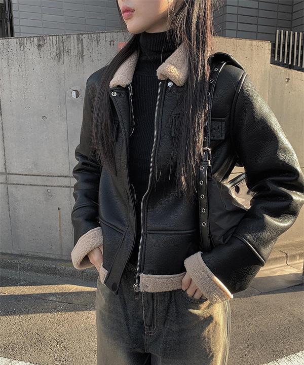 배디 아일렛 크로스 숄더백