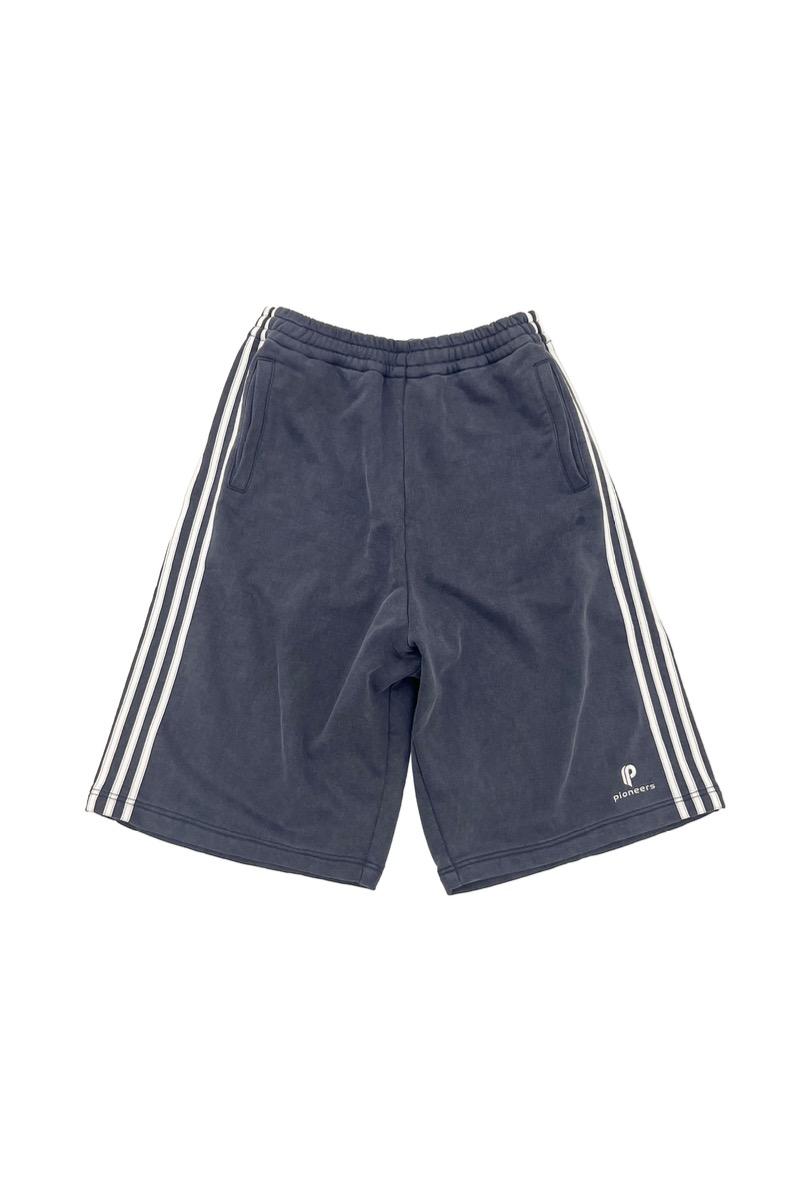 BAGGY SWEAT SHORTS
