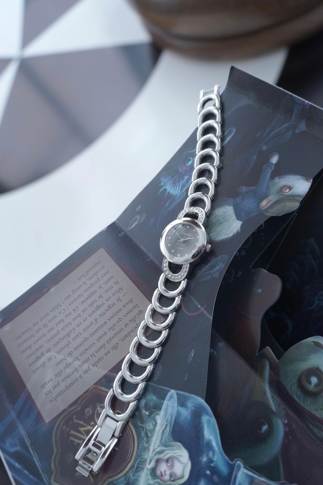 semicircle watch
