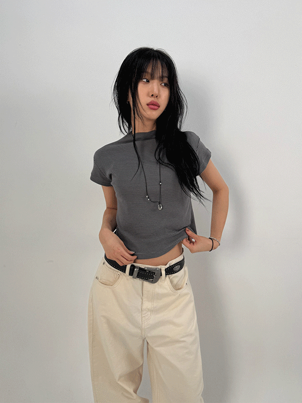 문 스트라이프 하프 티