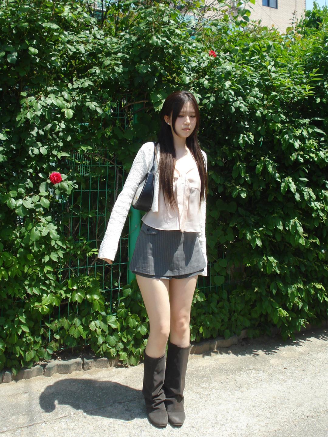 page stripe skirt pants