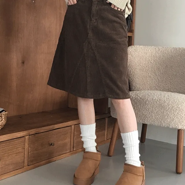 로닌 코듀로이 절개 A라인 미디 스커트