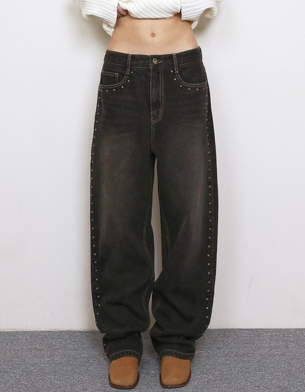 WARM STUDDED WASHED JEANS, BLACK