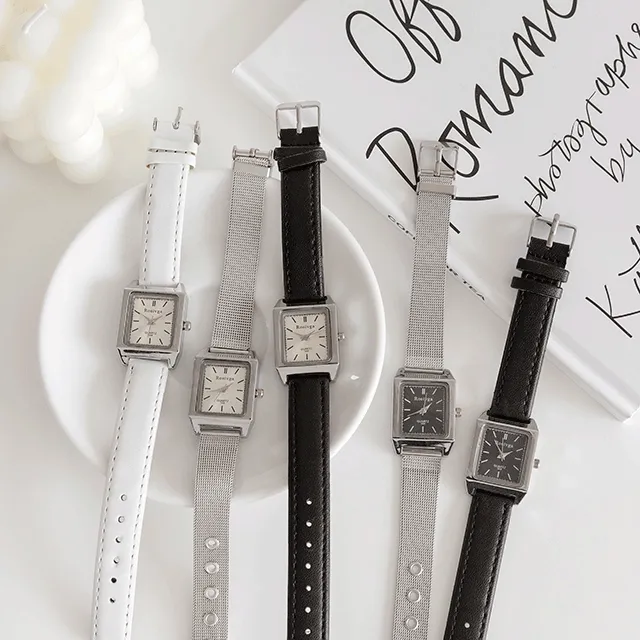 손목 가죽 실버 메탈시계