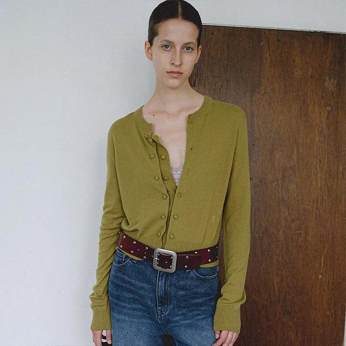DOUBLE BUTTON KNIT - OLIVE