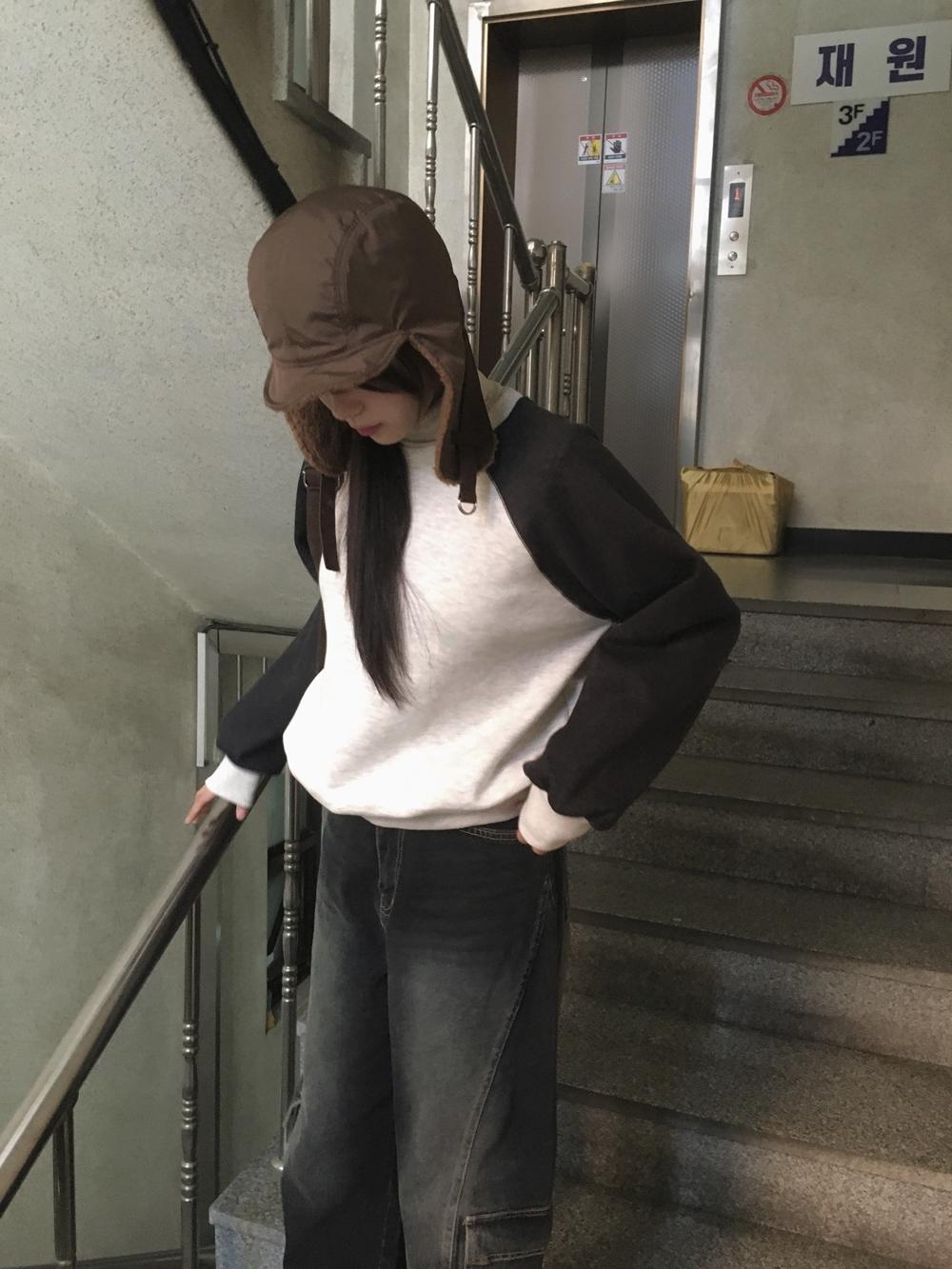 뮤트크레메 전컬러바로배송❤️‍🔥/주문폭주 [✷MADE] 토스트 배색 mtm tee / 기모 루즈핏 맨투맨